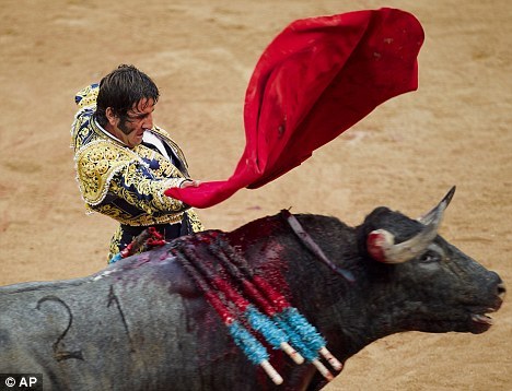 穆古鲁扎回归赛场，败北首场状态亮眼，西班牙队观众沸腾！